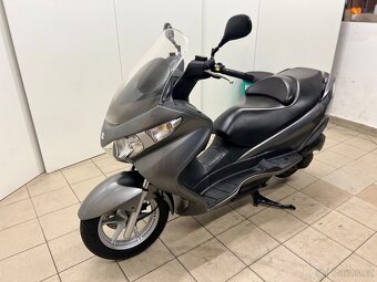 SUZUKI BURGMAN 200 - 4