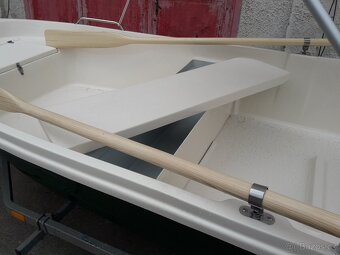 Pramice, rybářský člun, veslice,  loď Nikol 400 - 4