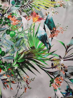 Letní šaty s tropickým vzorem, vel. S/M - 4