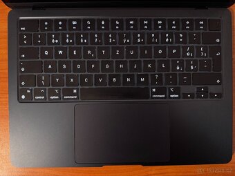 MacBook Air M3 24/512GB midnight, super stav - 4