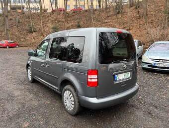 VW Caddy 1.2 TSI 77 kW 2x šoupačky 2011 klima serviska - 4