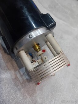 Vlnoměr Tesla 200 - 900 MHz - 4