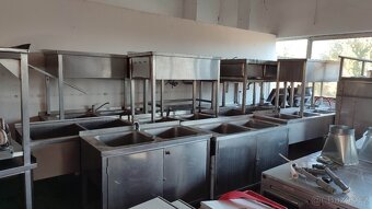 NEREZOVÉ STOLY + DŘEZY - 4