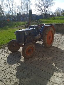 Traktor Zetor 25k - 4