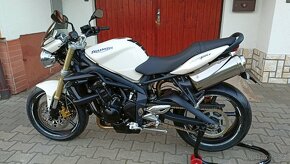 Triumph street triple 675 - 4