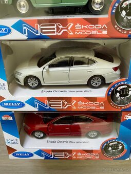 8x Škoda Octavia favorit 105 100 car 1:34 scale model welly - 4