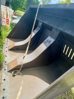 7m3/3.3m hydr.výklop hardox 250bar lopata velkoobjem (pro na - 4