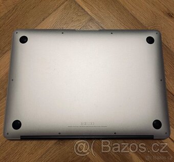  Apple MacBook Air 13" A1466 - 4