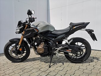 Honda CB500F r.v.2024, nová v ČR, 1.majitel, 5.641 km - 4