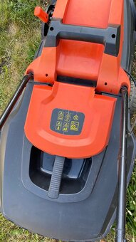 Sekačka Black & Decker 1600w/38cm - 4