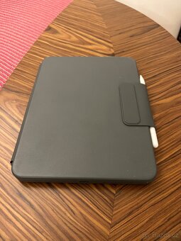 Logitech Rugged Folio pro iPad 10 a A16 - 4