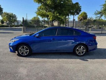2022 Kia Forte Fe 2.0L FWD - 4