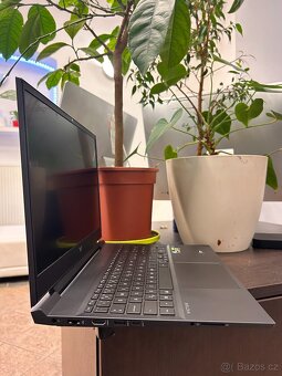 HP Victus 15" RTX3060 - 4