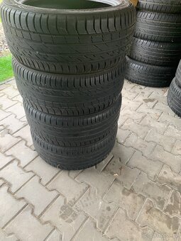 215/45/16 Nokian - 4