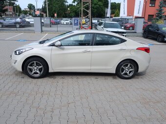 Hyundai Elantra 1.6i 97kW KLIMA ČR - 4