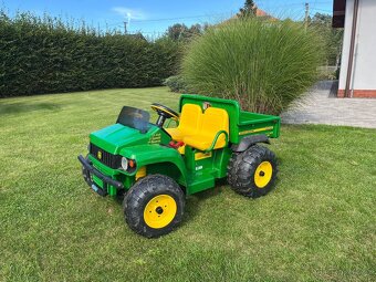 John Deere gator - 4