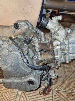 Motor PEUGEOT SATELIS 125 - 4