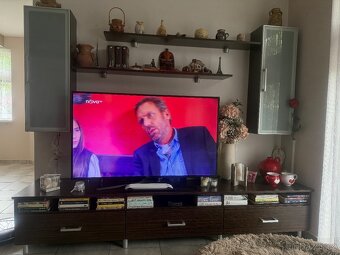 Kuchyně a obývací stena - 4