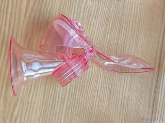 Odsávačka mateřského mléka Farlin - 4