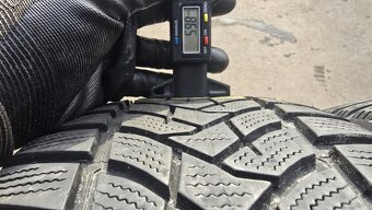 Zimní pneu 215/60/16 Dunlop - 4