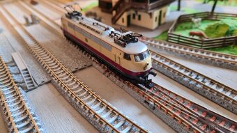 Vláčky N - električka BR103 - 4