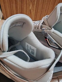 Nike Jordan 4 - 4