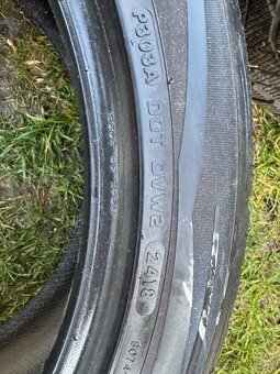 Zimní pneu 2ks 235/45 r19 - 4