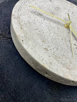 Betonové Hodiny - 4