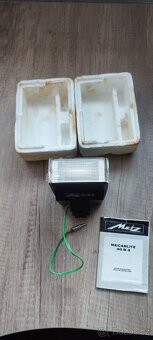 Prodám fotoaparát Zenit-E + objektiv + blesk - 4