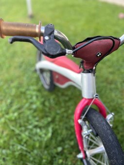 BMW Kidsbike - BMW dětské kolo a odrážedlo v jednom - 4