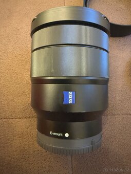 Sony Zeiss 16-35 mm f/4 ZA OSS širokoúhlý objektiv - 4