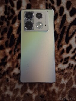Mobilní telefon infinix note pro 40 - 4