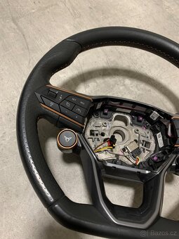 Prodám volant Seat CUPRA FORMENT – krásný stav – bez airbagu - 4