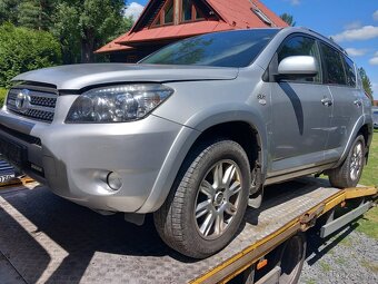 NÁHRADNÍ DÍLY - Toyota Rav4 - 4