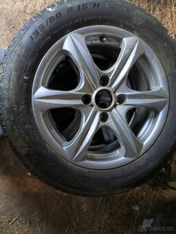 Pneumatiky 195/60 R15 - 4