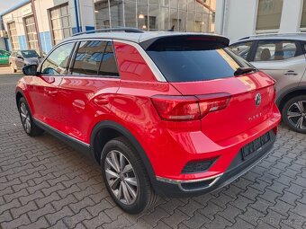 VW T-Roc 2.0TDI 110kW DSG Virtual Full LED ACC Keyless DAB - 4