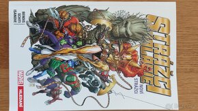 Sada 4 komiksů Marvel + encyklopedie postav + komiks Super - 4