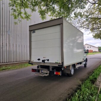 Iveco Daily 35 C 12 - bedna- chlaďák do 3,5t. - 4