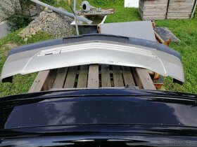 Mercedes w203 sedan nárazník s chromovou lištou používaný - 4
