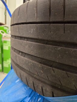 MICHELIN PILOT SPORT 4S 265/40 R22 106Y - 4