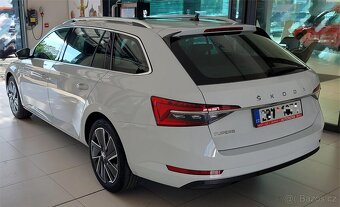 Škoda Superb 2.0 TDI 110kw 1.majitel koupeno v ČR - 4