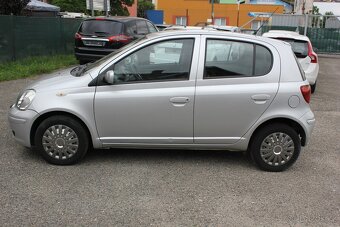 Toyota Yaris 1.0 VVT-i, KLIMA, bez koroze - 4