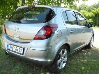 Opel Corsa 1.2,1.majitel,ČR,serviska - 4