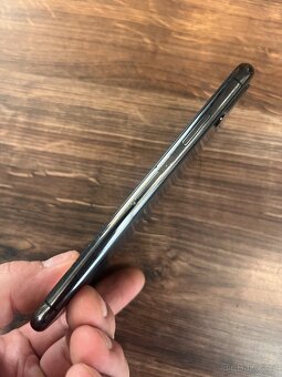 iPhone X 64GB na ND - 4