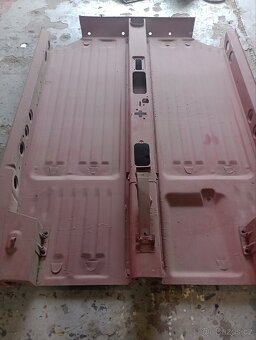 Náhradní díly Škoda 100 na tel 725 649 962 - 4
