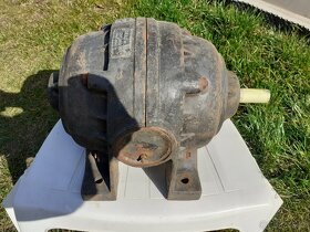 Prodám elektromotor AEG - 4