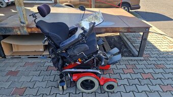 Elektrický polohovací invalidní vozík LEVO - 4