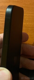 Apple Iphone 15, 128GB RAM, iOS 26.1 - 4