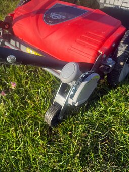 Vřetenová sekačka Hecht - 4