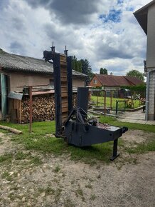 Kráječ dřeva - 4